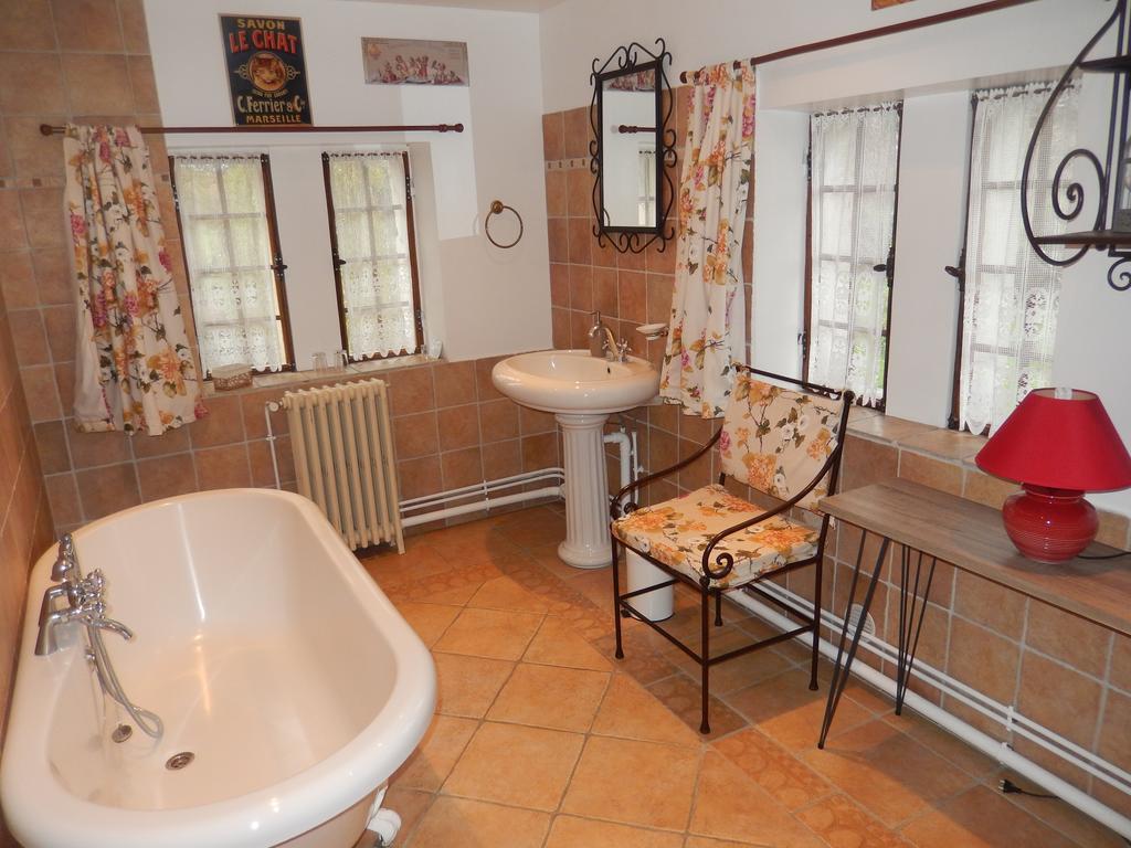 Moulin Des Chennevieres Bed & Breakfast Giverny Room photo
