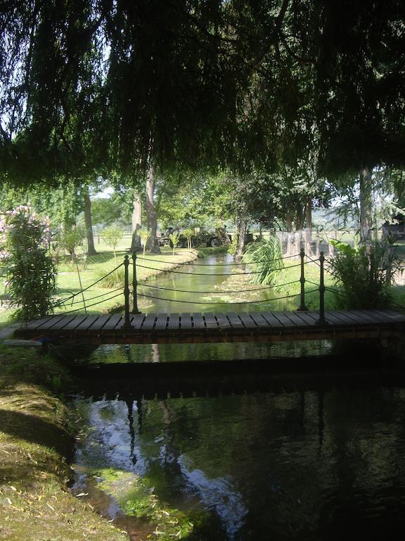 Moulin Des Chennevieres Bed & Breakfast Giverny Exterior photo